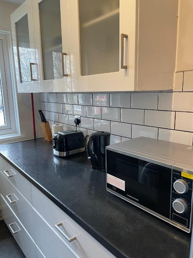 Beautiful Apartment Right Off Of Broadway Market London Exterior photo